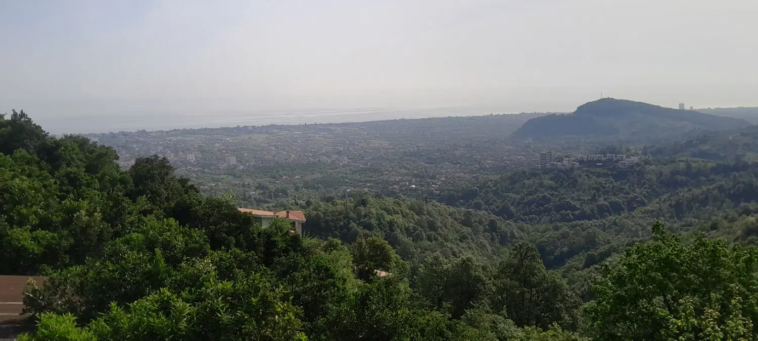 ۲۲۰ متر زمین با بنای نیمه کاره(جلمک)