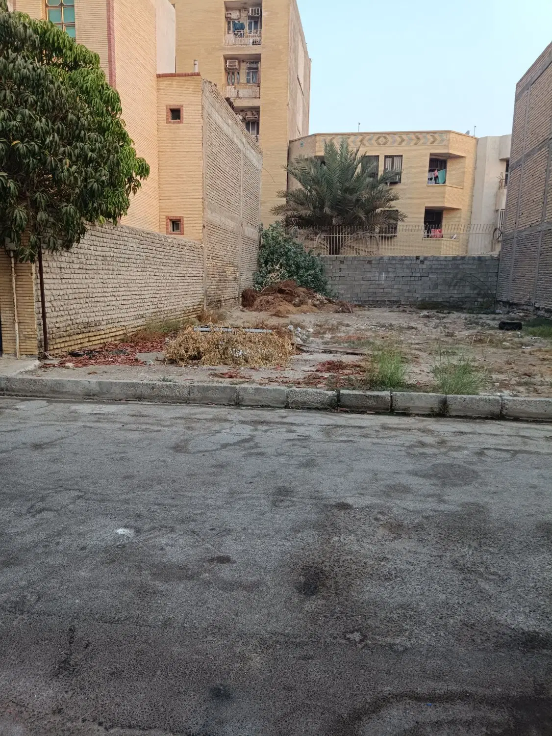 فروش زمین مسکونی با مجوز ۶ طبقه
