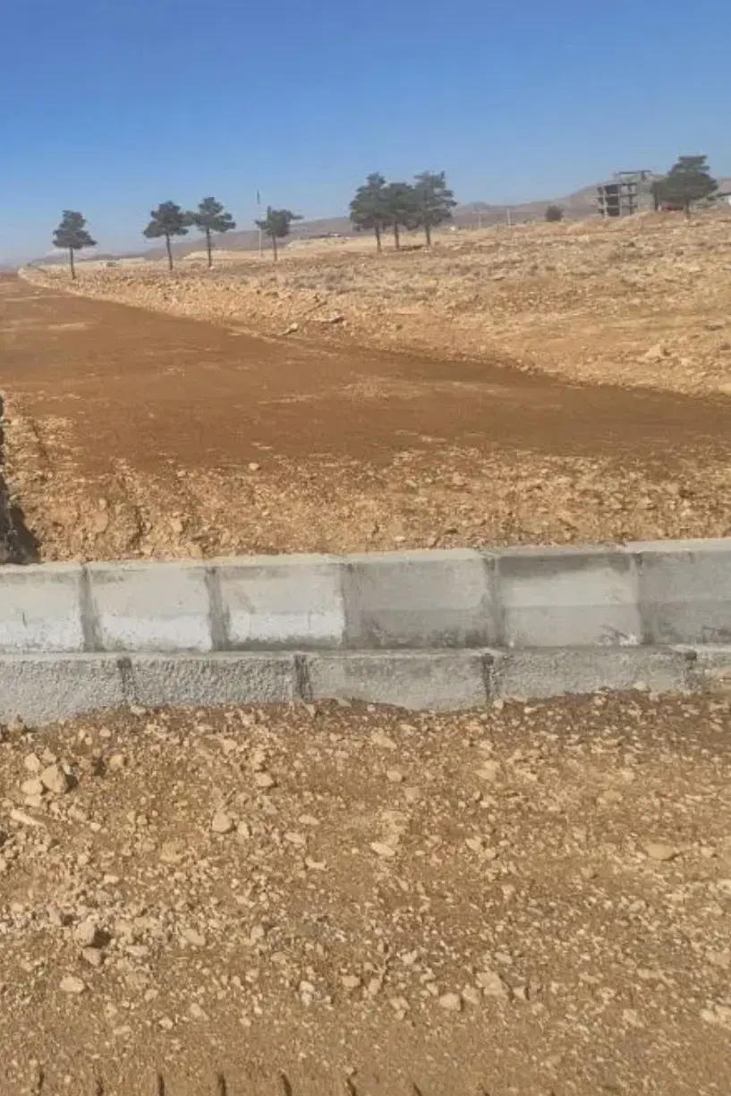 زمین ملکی ۲۰۵متری فاز۲صدرا بلوارکتاب کارکنان دولت