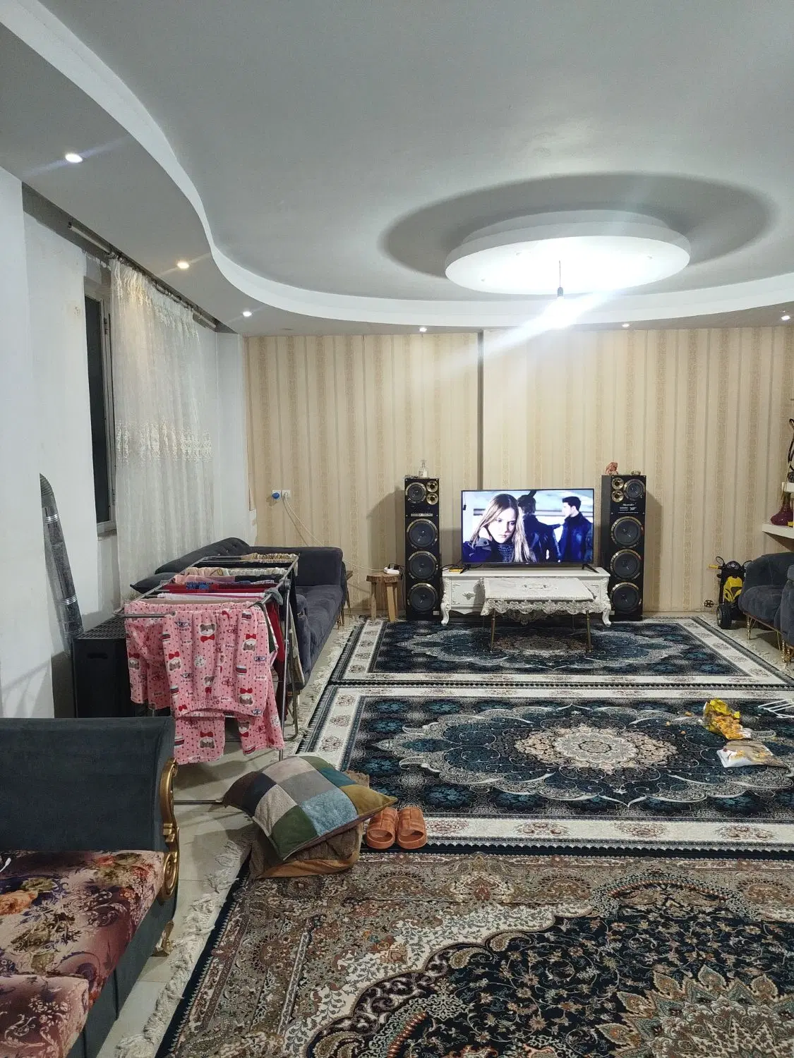 واحد 104متری تک واحدی