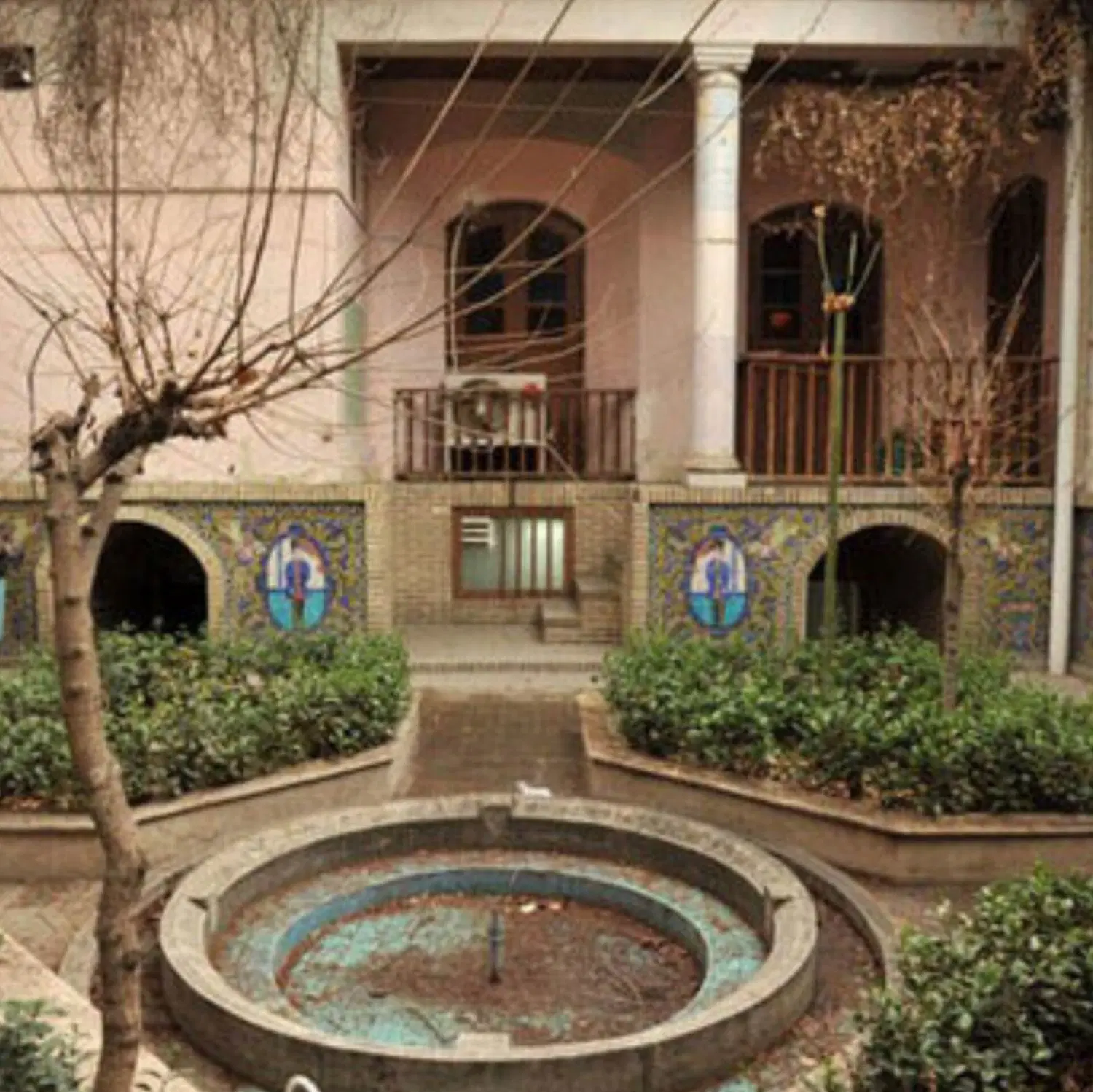 خانه کلنگی