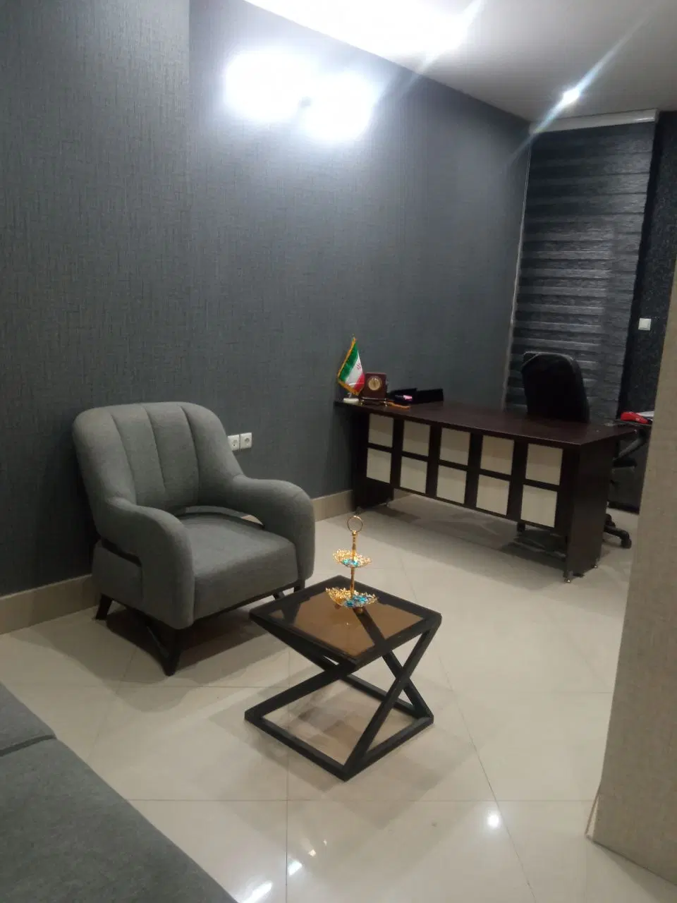 آپارتمان روبه حیاط.دربهترین موقعیت مکانی