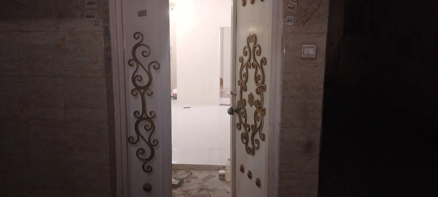 طبقه همکف 50 متری راه جدا
