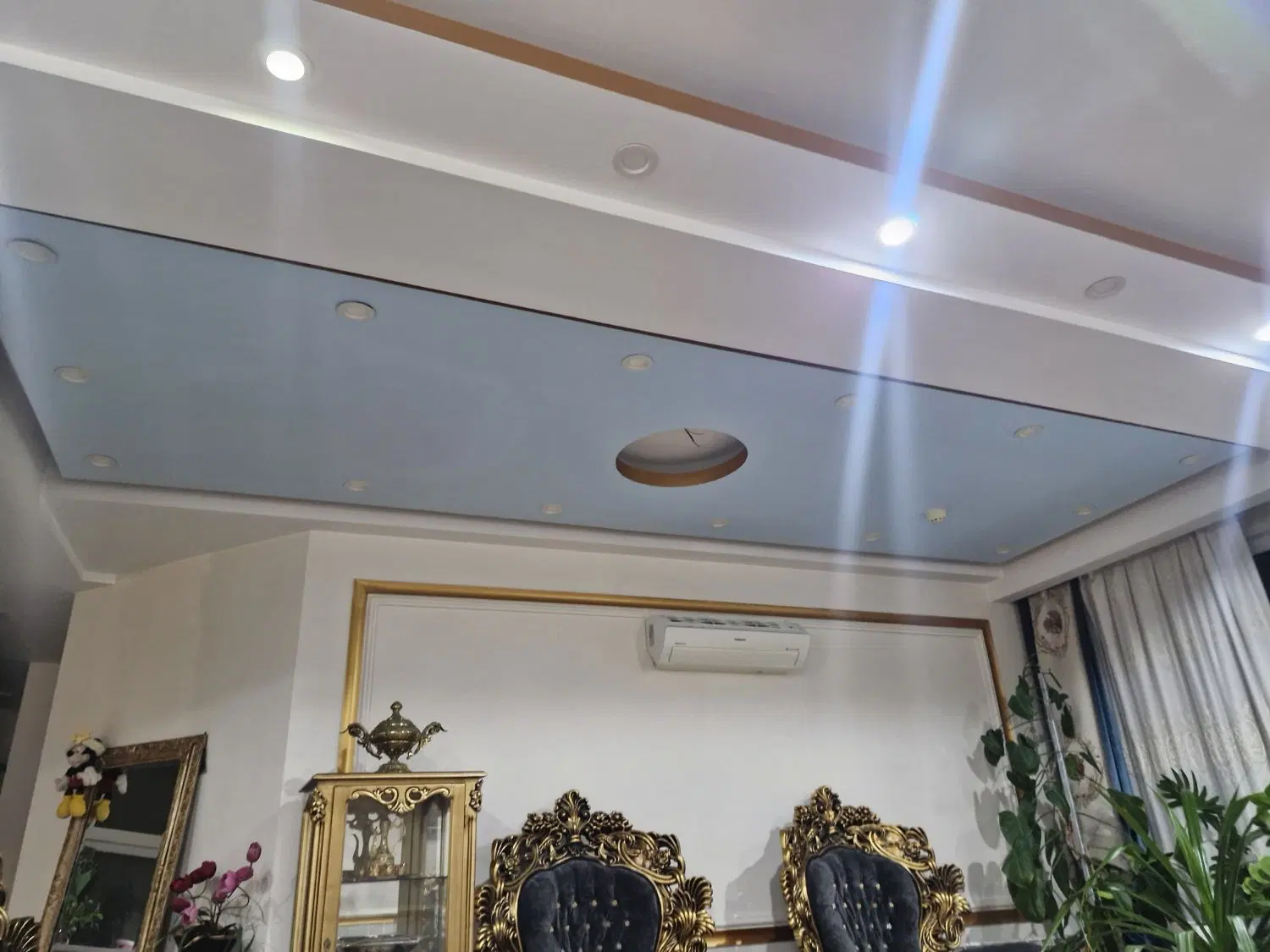 اول دیباجی جنوبی ۱۳۳ متر طبقه ۲
