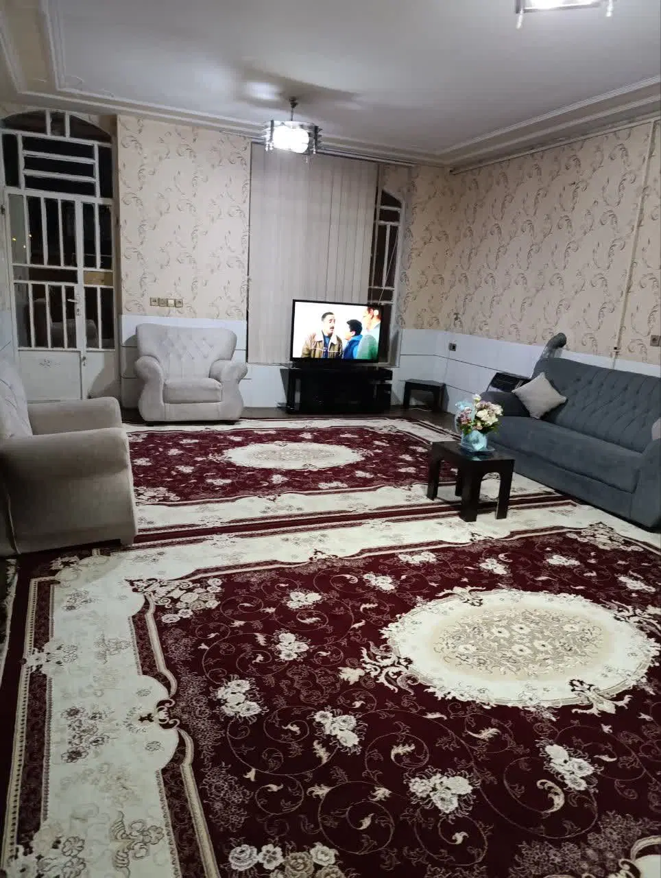 208متری،2خوابه،سرنبش،سنددار، بلوار نصر شرقی