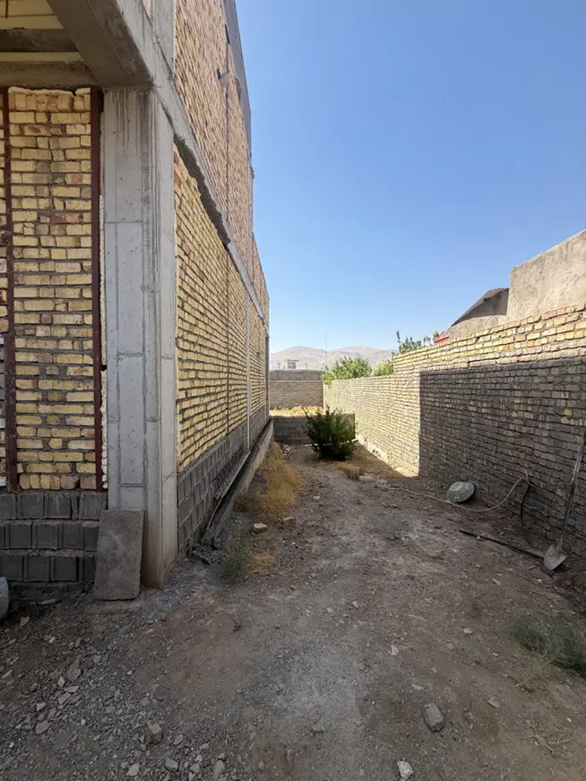 ویلا نیمه کاره درغرق اباد