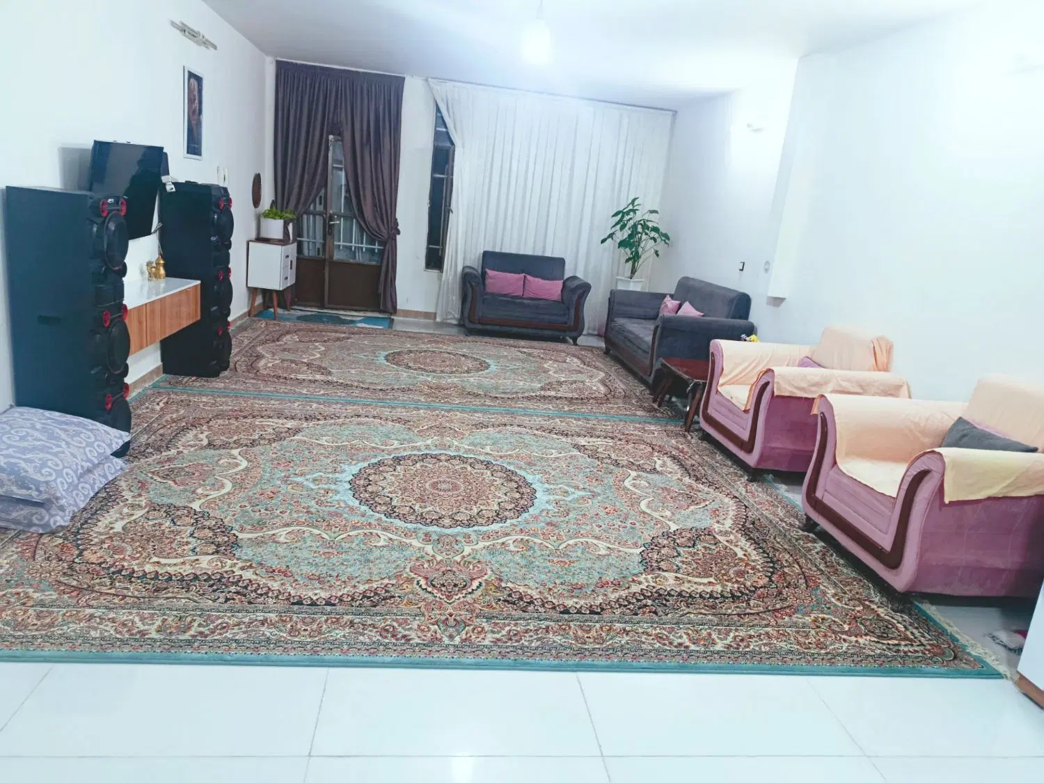 خانه ویلایی حاشیه رسالت ۱۶۸