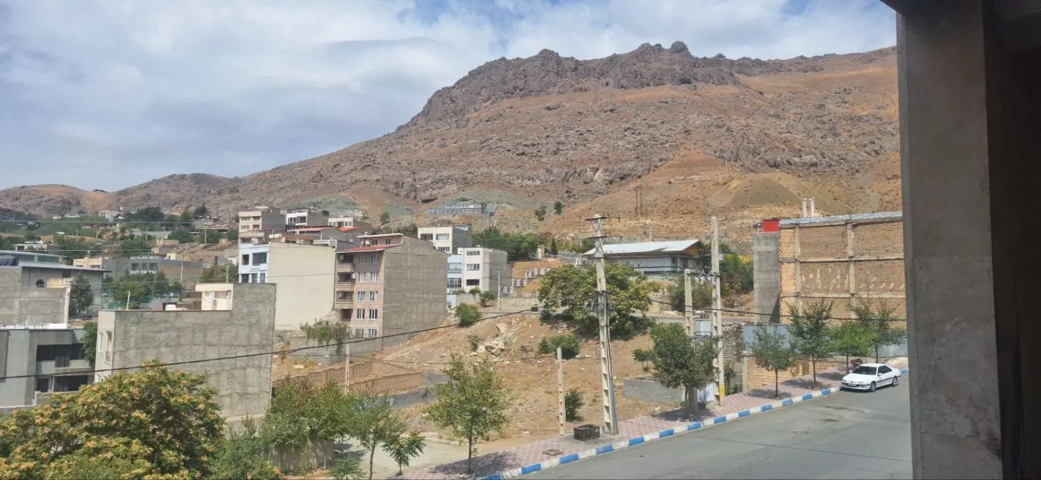 اقامتگاه تفریحی کوهستانی