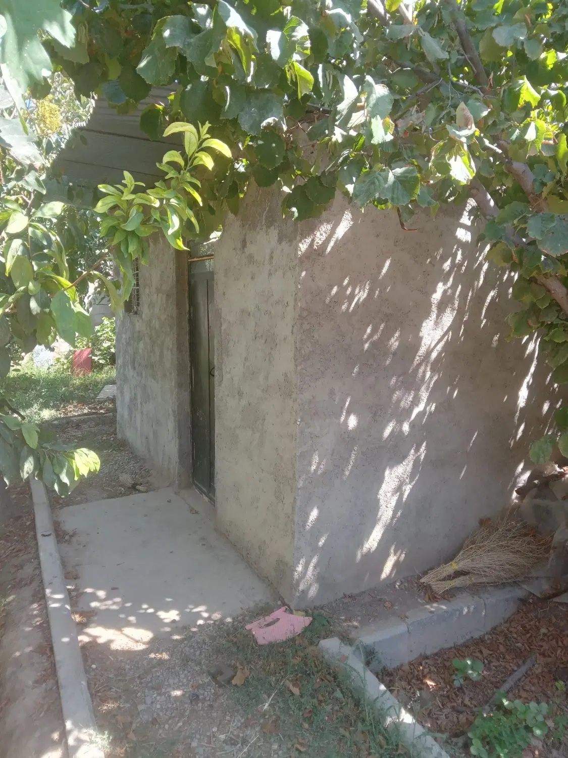 باغچه ۴دیواری