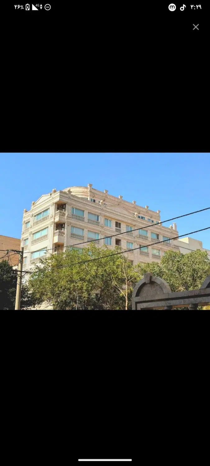 مشارکت در ساخت ۲۷۰ متر درب از حیاط
