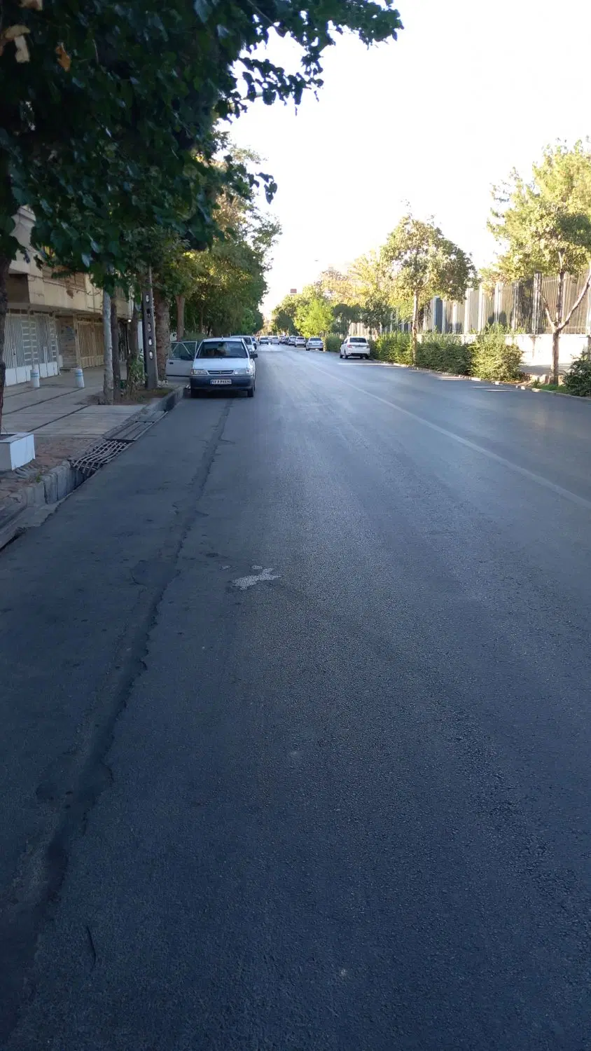 30 متر مغازه تجاری در خیابان کوهسنگی