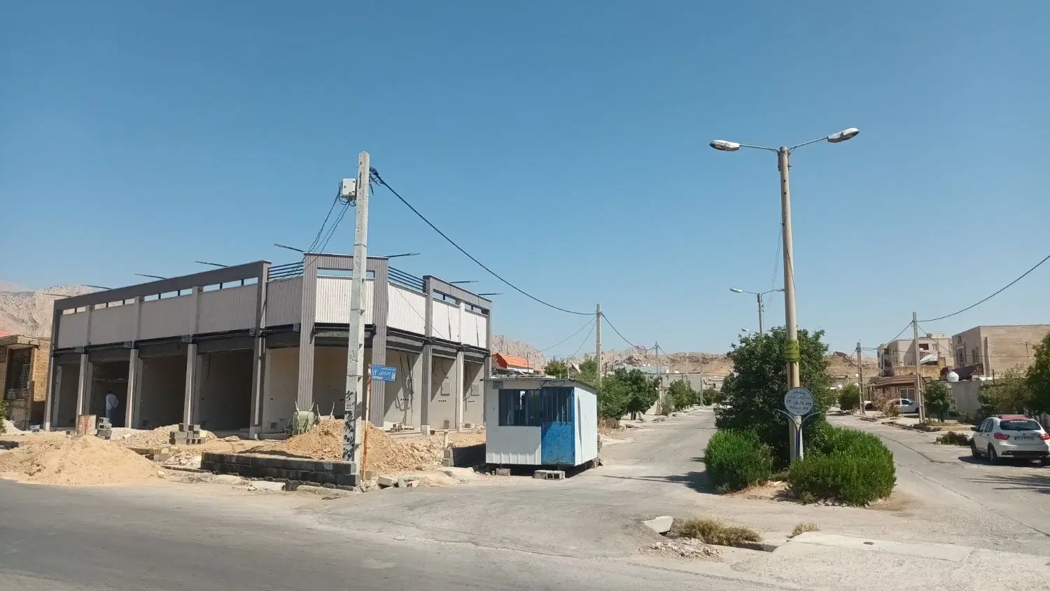مغازه تجاری پانصد دستگاه خیابان پیروزی
