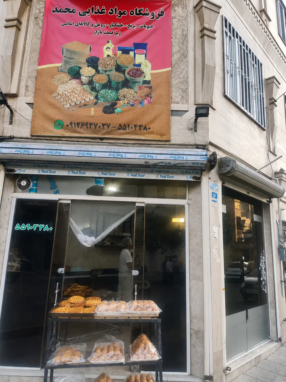 اجاره مغازه ۱۸ متری دو بر و سرنبش