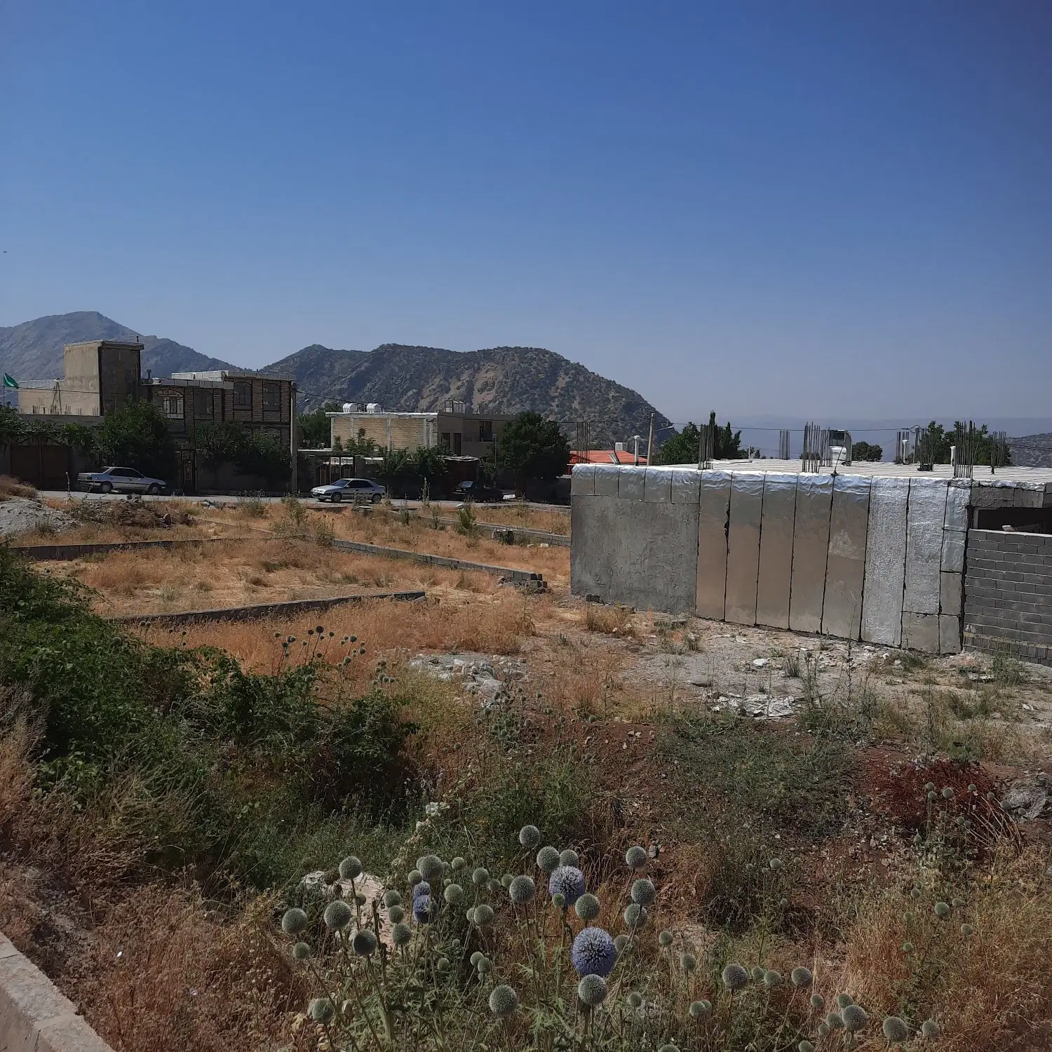 زمین مسکونی