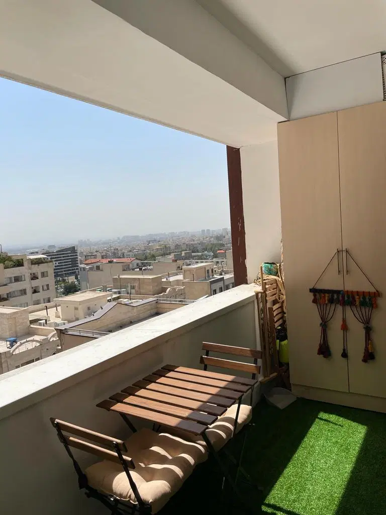 پونک‌ 65متر طبقه 8