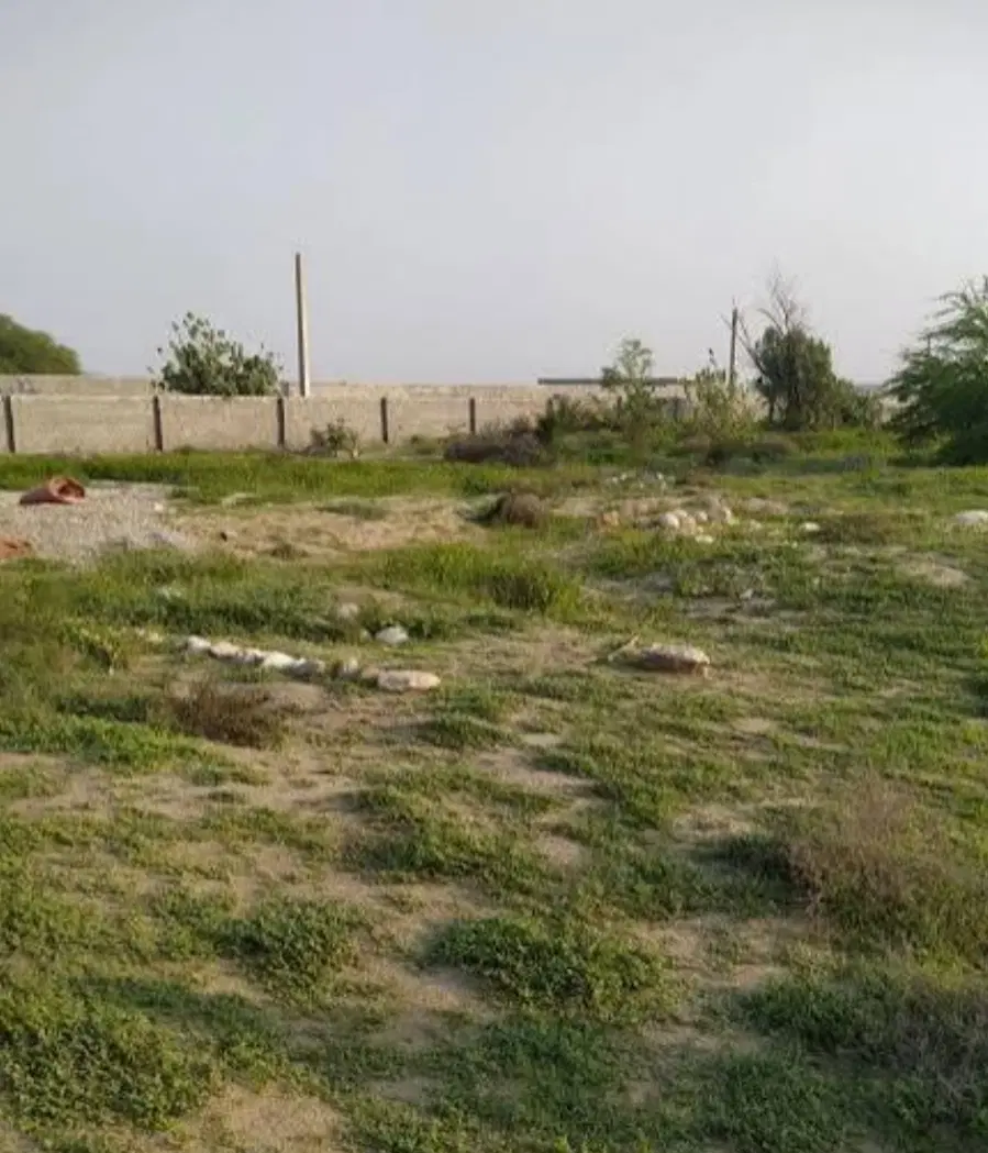 زمین نصرت آباد