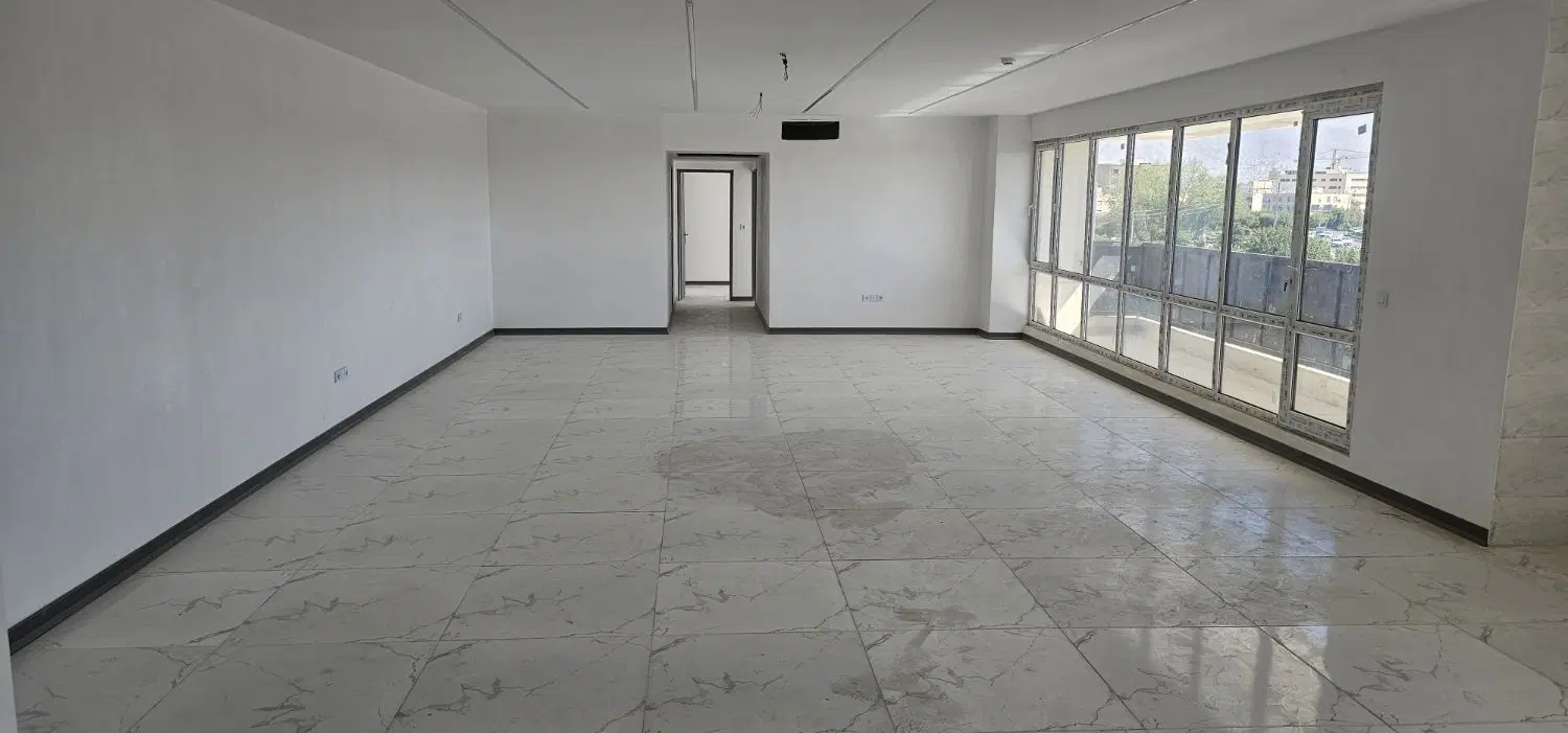 ۳ خوابه نوساز ۲۰۰ متر ویوی باغ سیب