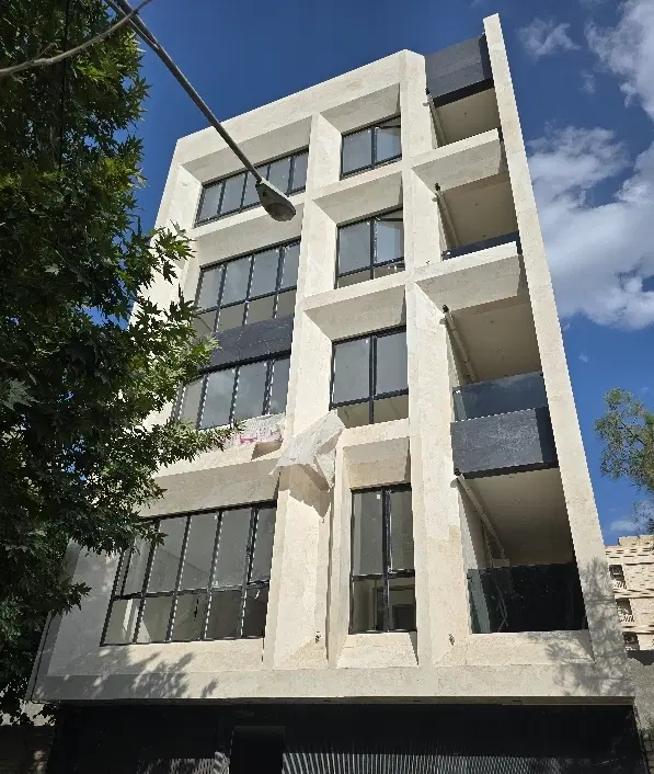 آپارتمان ۱۱۵ متر وکیل آباد