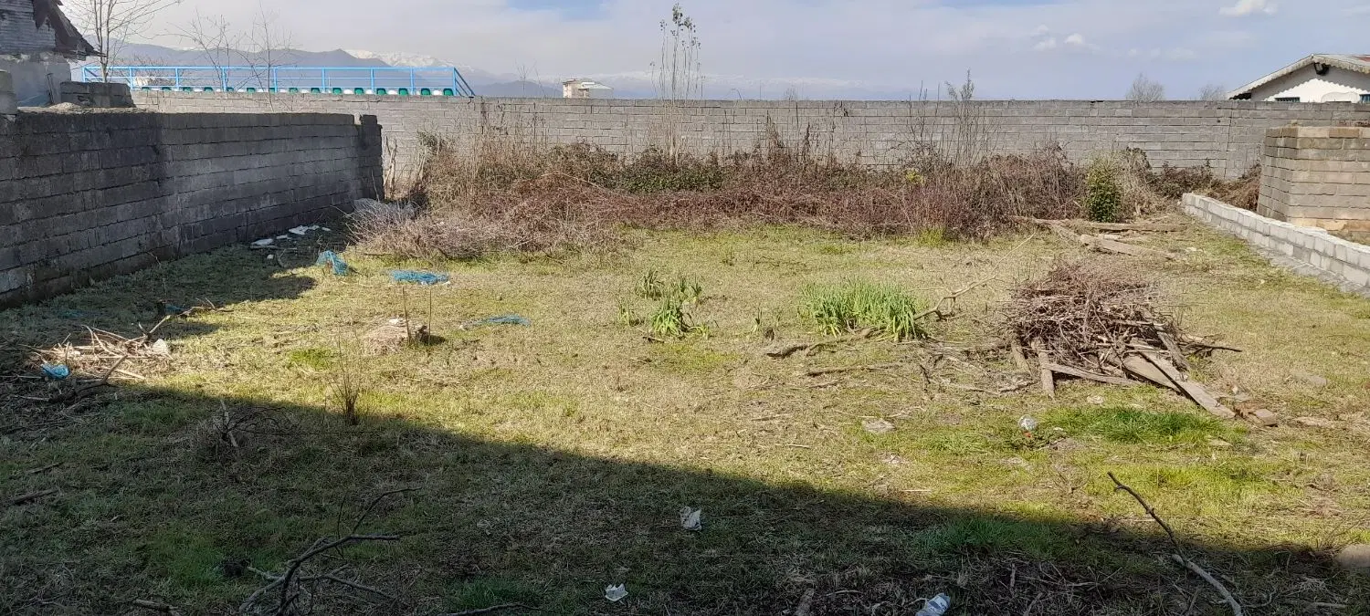 زمین 300 متری شهری