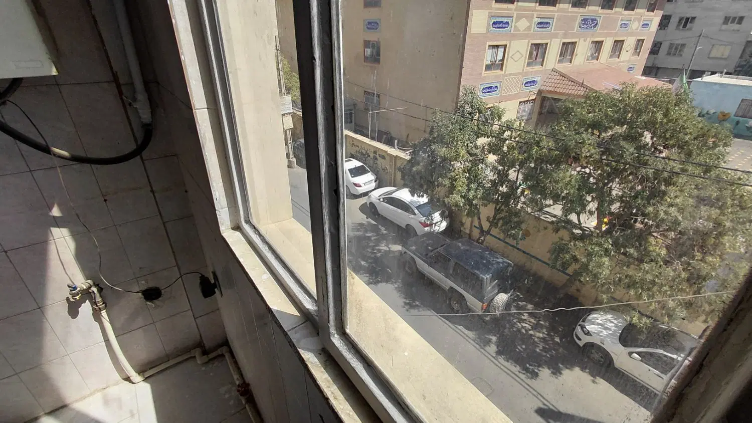 ۵۶ متر بهارغربی تک خواب