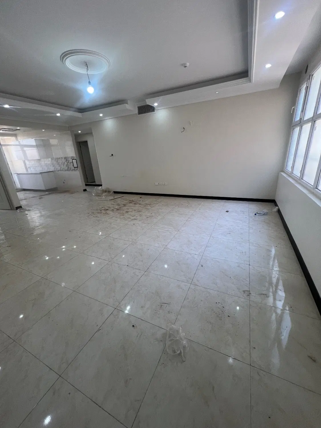 ۷۶متر فول امکانات خوش نقشه