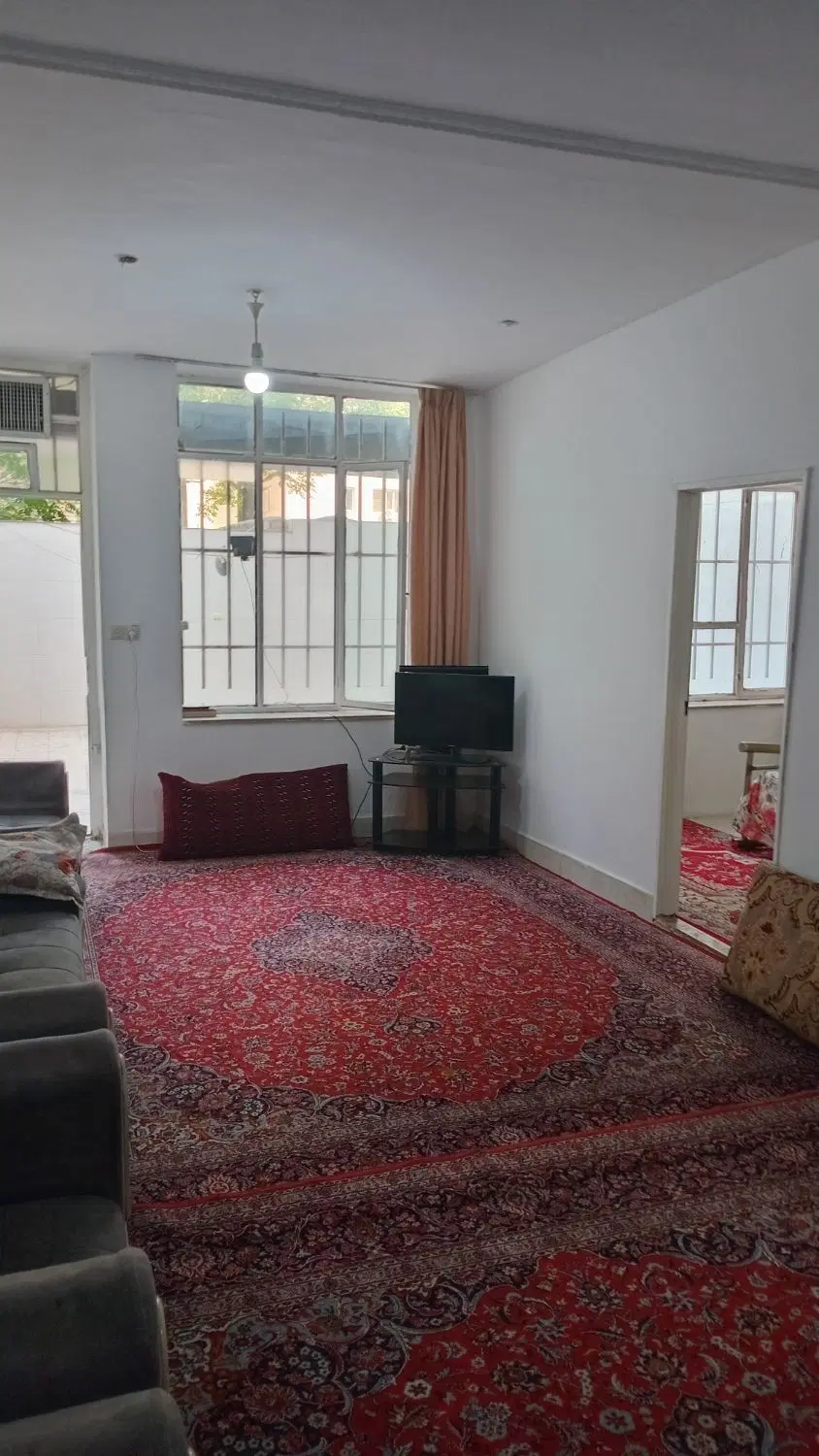 واحدسه خواب با پارکینگ در ۶۰۰ متری حرم