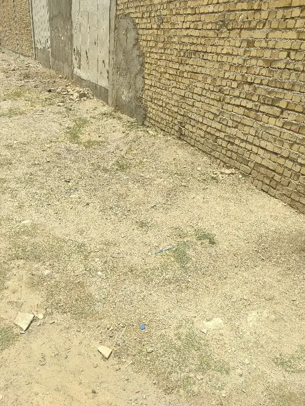 زمین فروش ناصرالدین