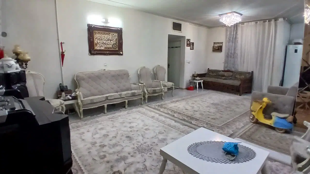 آپارتمان ۱۲۱ متری میدان امام حسین شهرک امیر کبیر