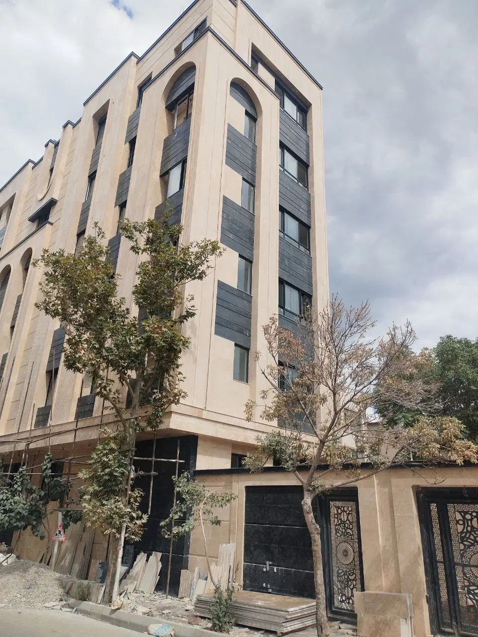 فروش آپارتمان لوکس اول پیروزی
