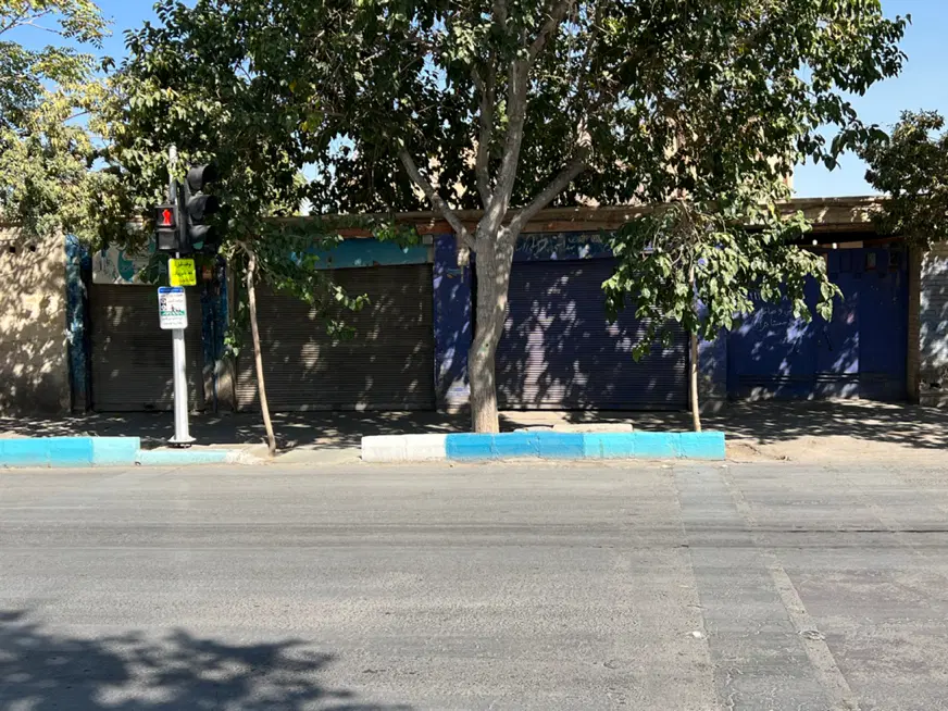 تجاری ۳۳۳ متر بر اتشگاه روبروی وحدت