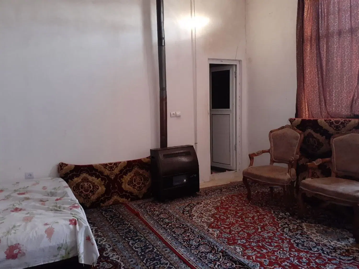 ویلا باغ.وسط شهر.الهیه