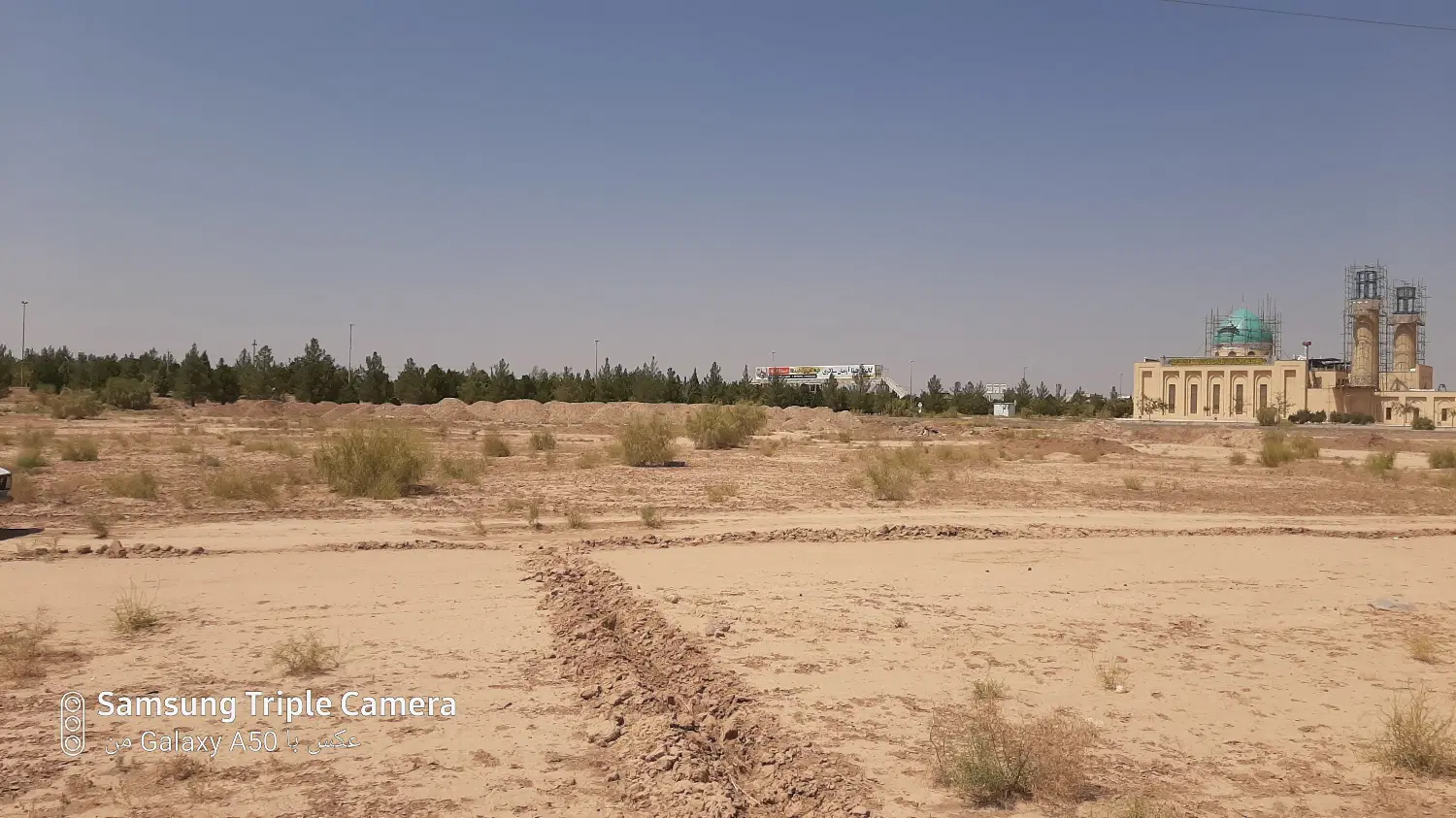 زمین موقعیت عالی
