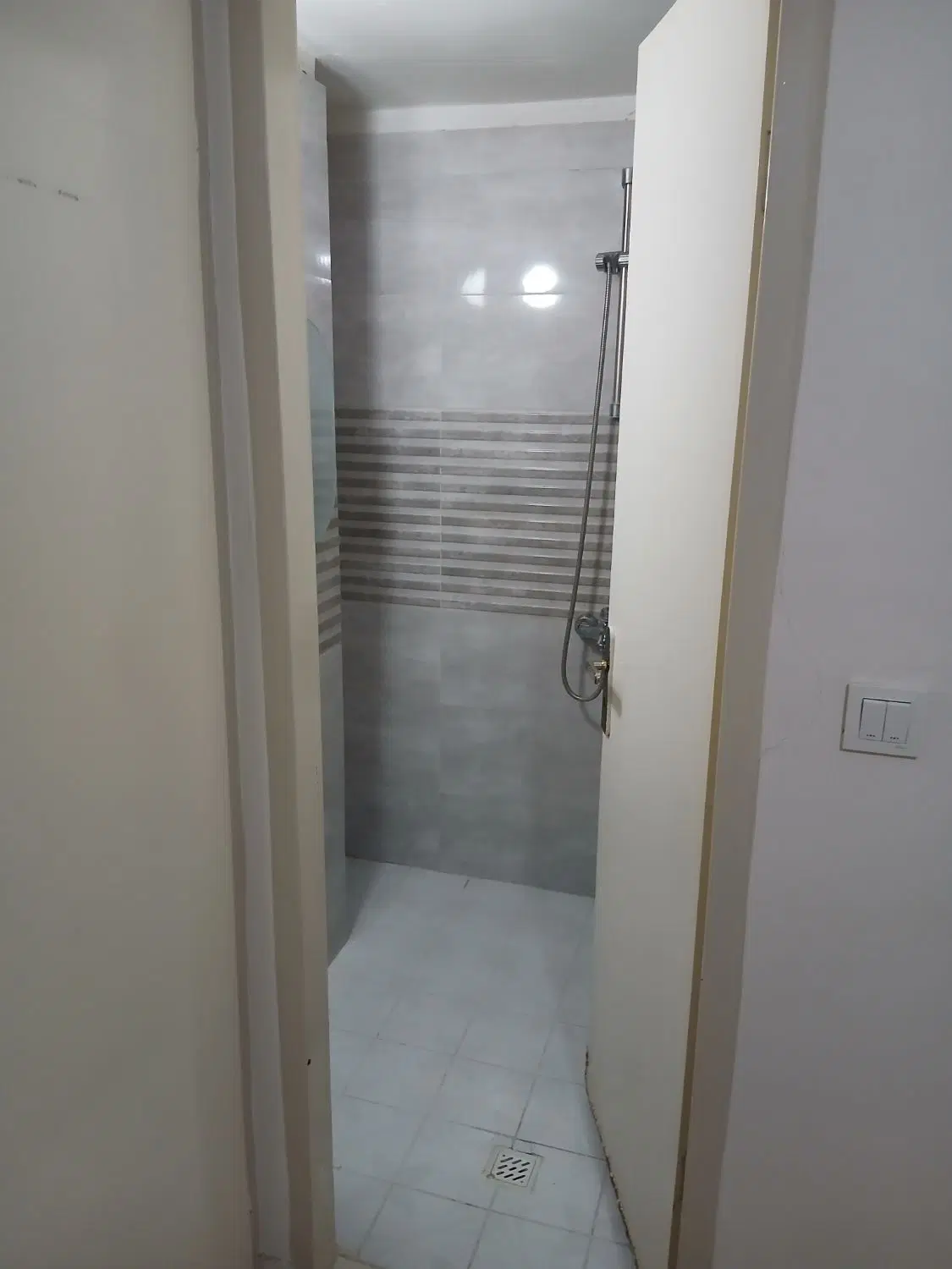 جنت آباد جنوبی ۶۰ متر یک خوابه ط۳ با پارکینگ