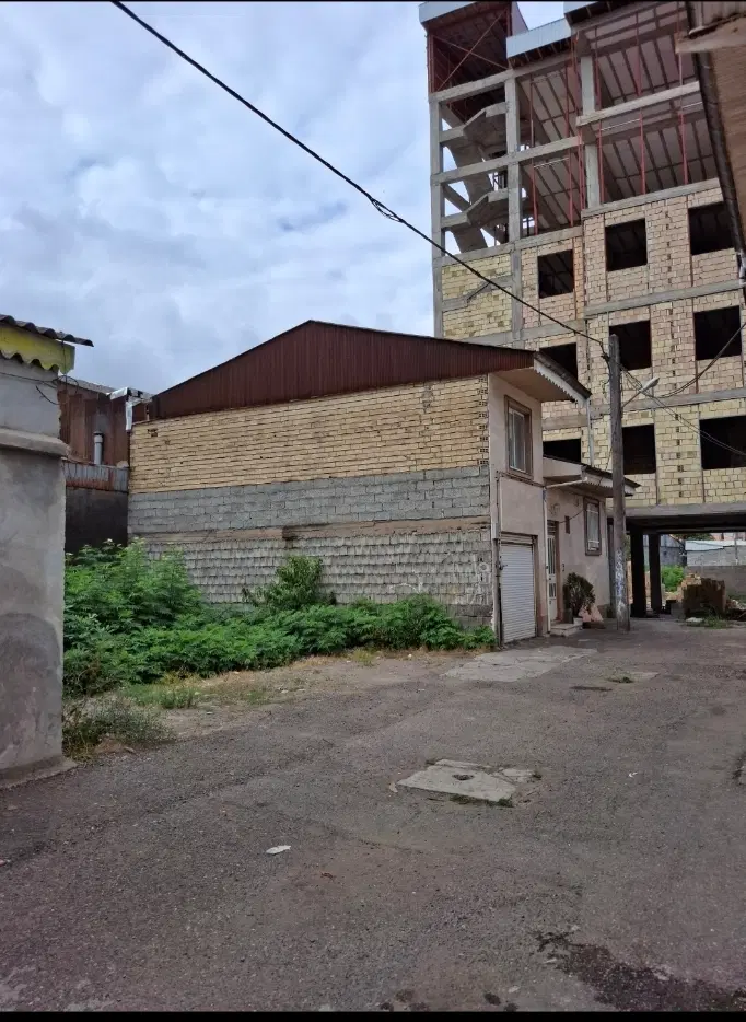 زمین ۱۰۰ متری سند دار