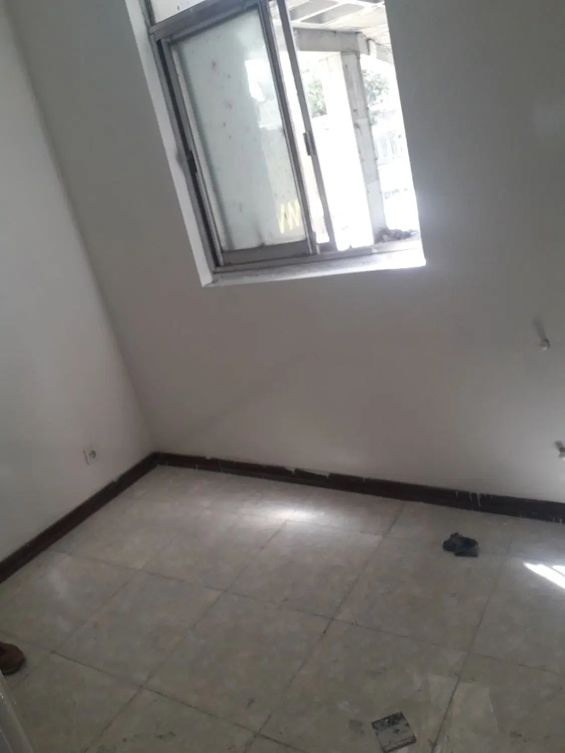 آپارتمان ۵۰ متری طبقه دوم