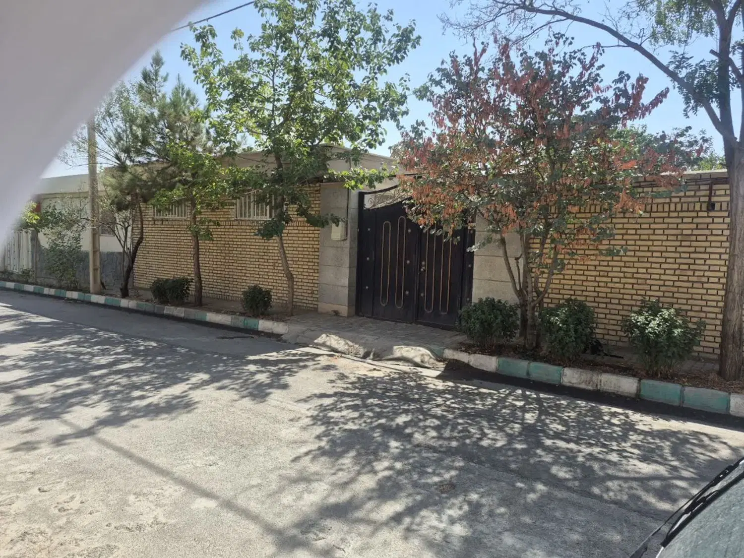 باغ استخردار ۱۰۰۰متر_سند ملکی پایانکار_شرایطی ۶ماه