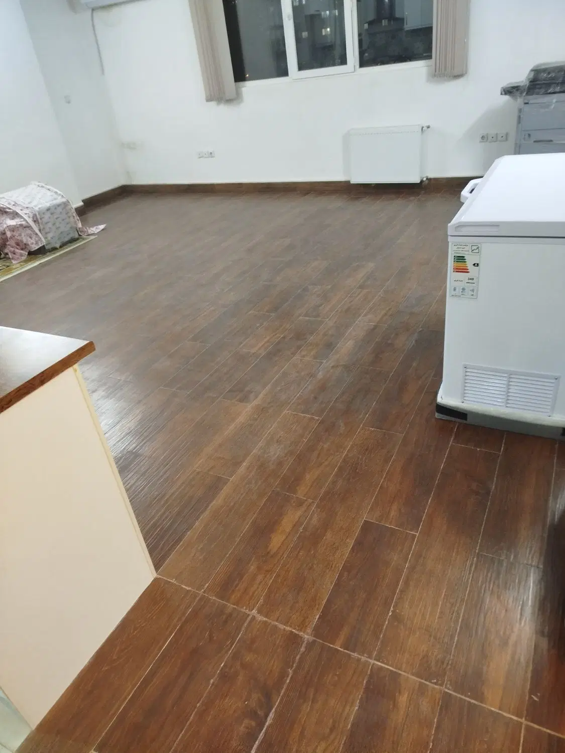 پکیج ۳ طبقه ۲طبقه مسکونی و یک تجاری و پارکینگ بزرگ