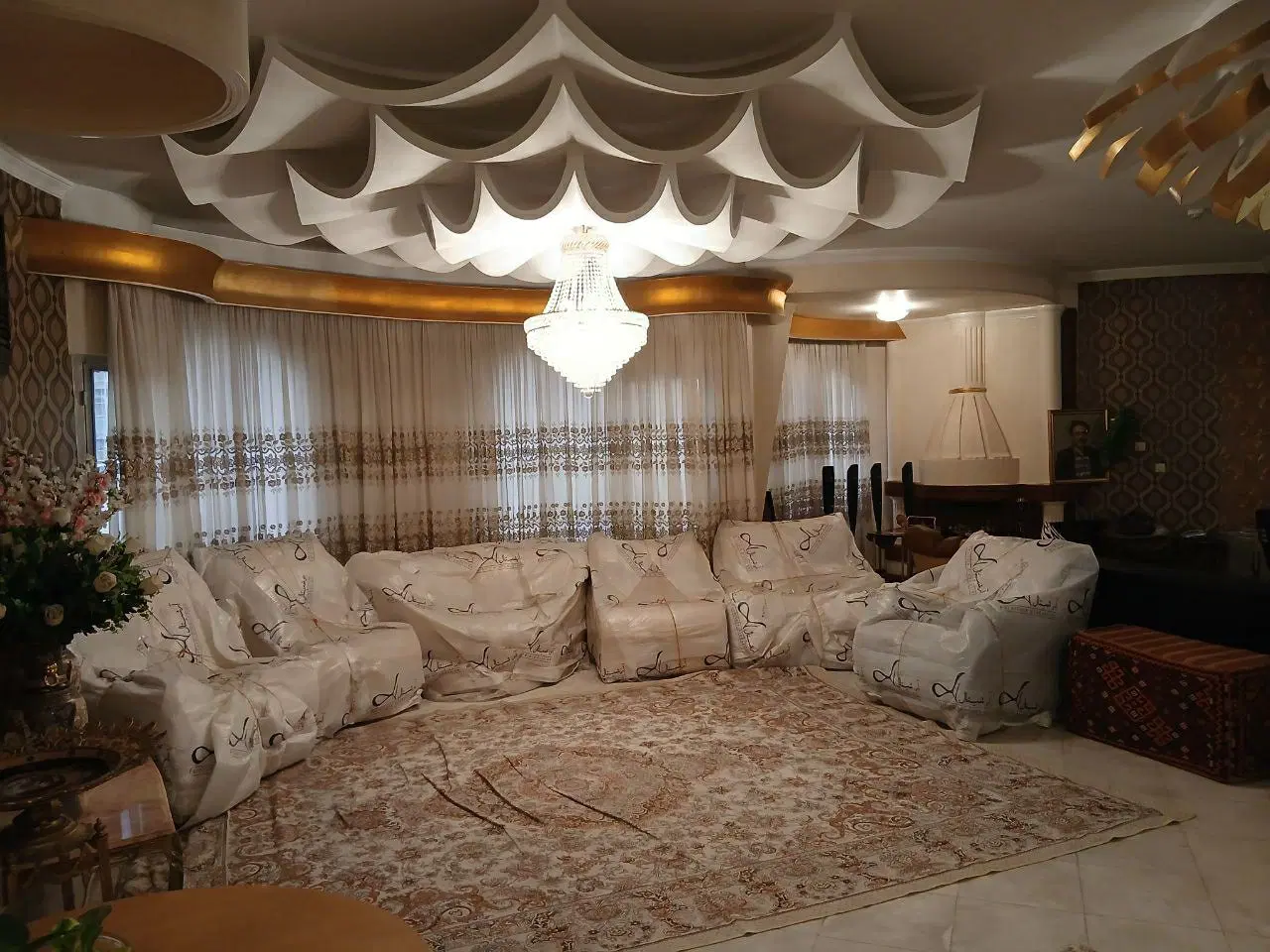 ویلایی۲۲۰متری_بازسازی شده_یک قدمی اصلی فاز یک