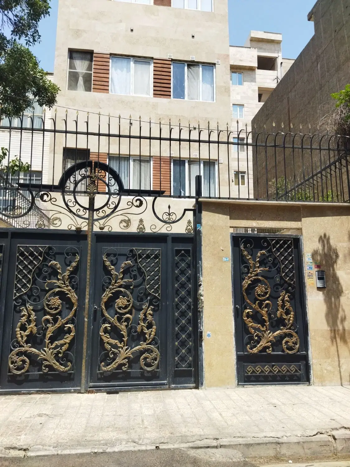 آپارتمان دو خوابه خانی آبادنو