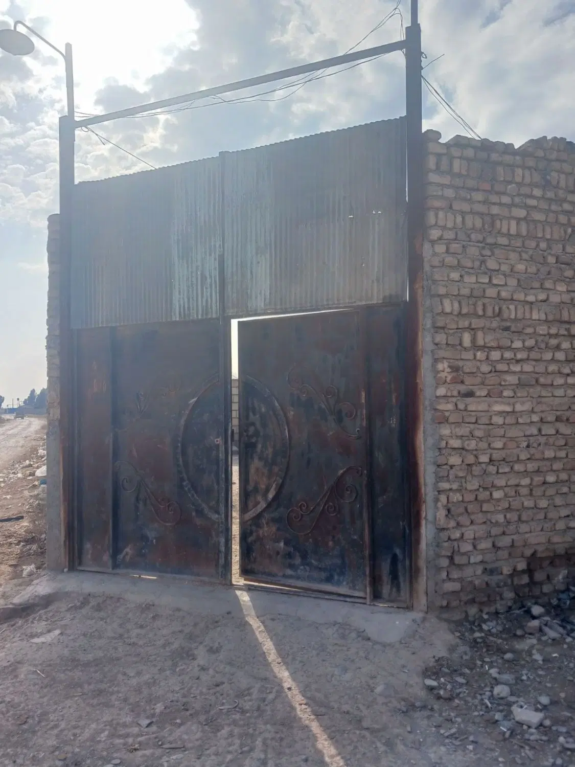 چهار دیواری