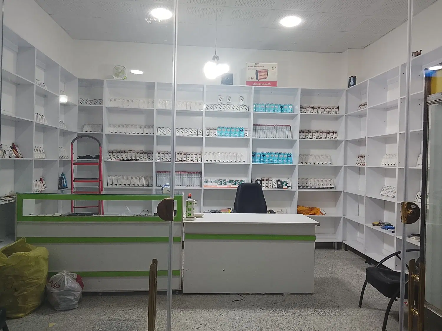 اجاره مغازه داخل پاساژ الماس فاضل آباد