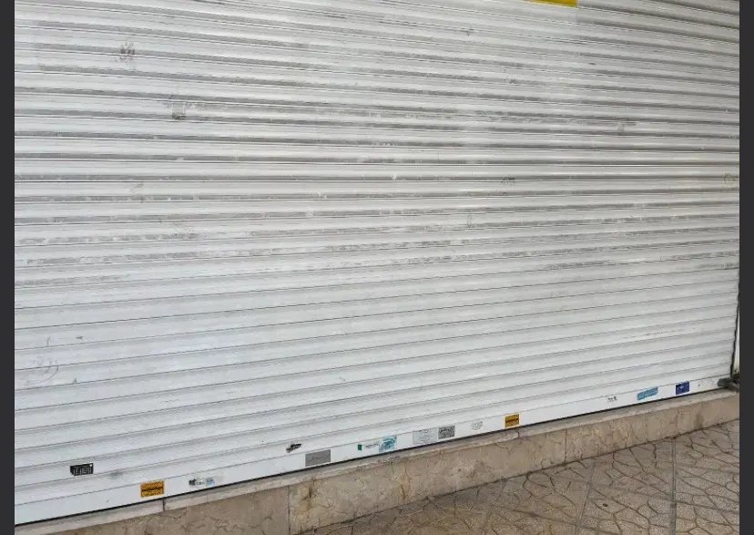 اجاره مغازه ۱۸ متری تخلیه _ کف و دیوار سنگ
