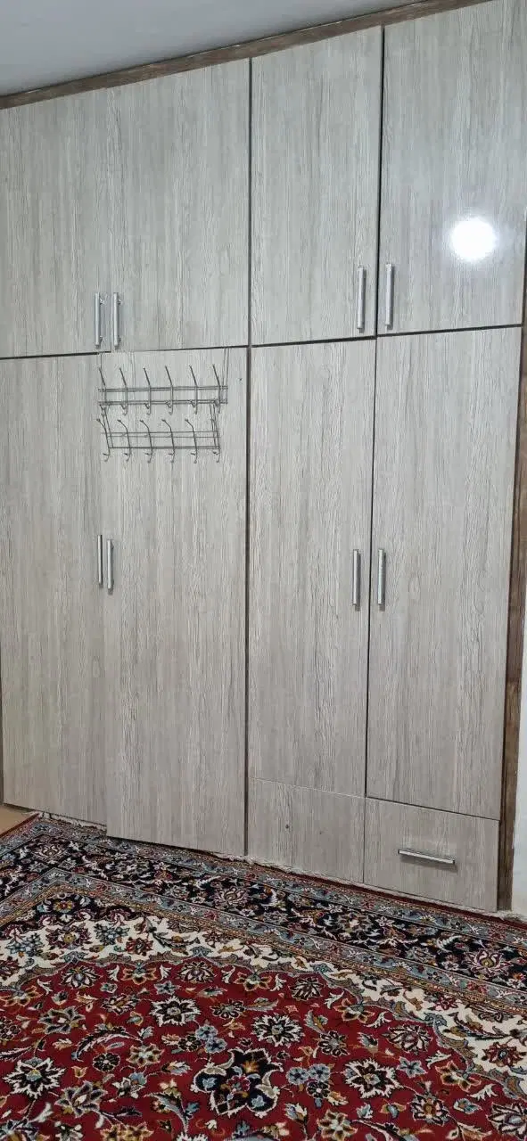 آپارتمان تک واحدی