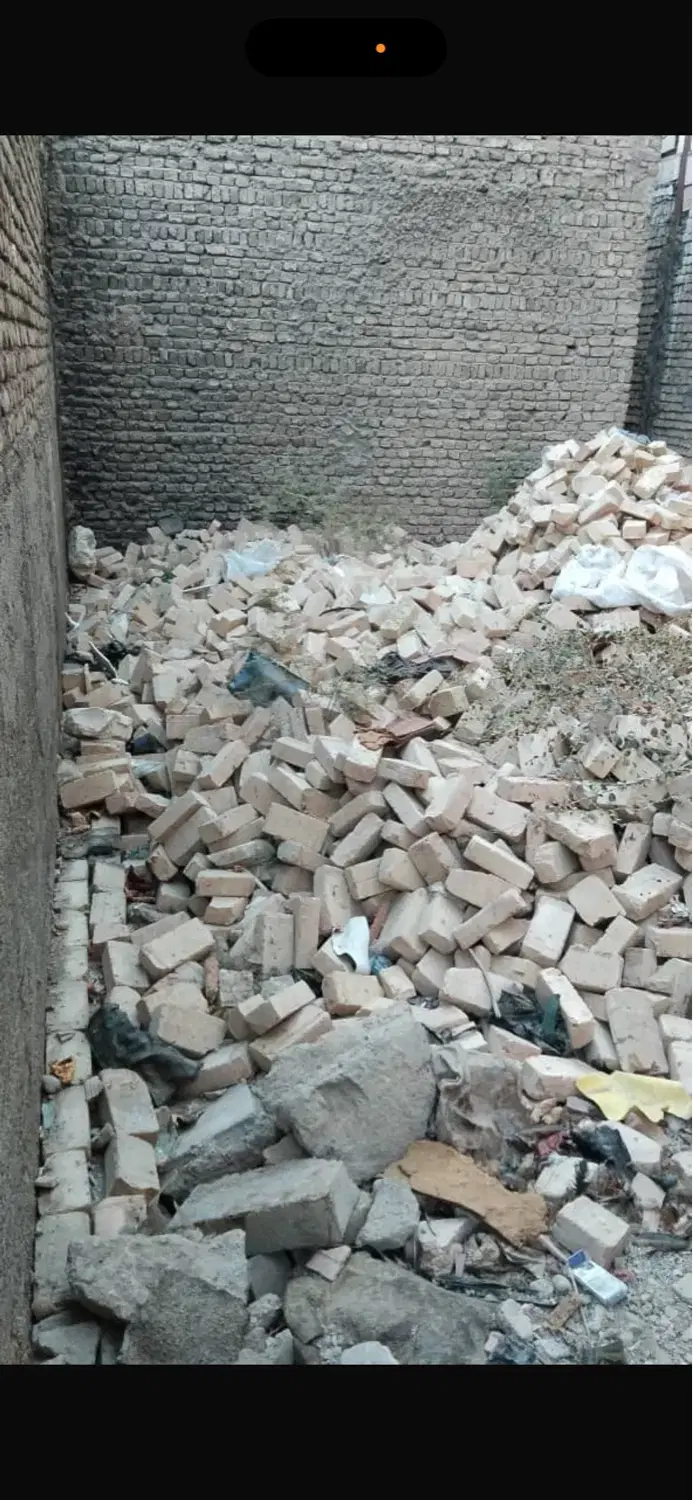 خونه نیمه ساز چهار دیواری غلفتی داخل بافت