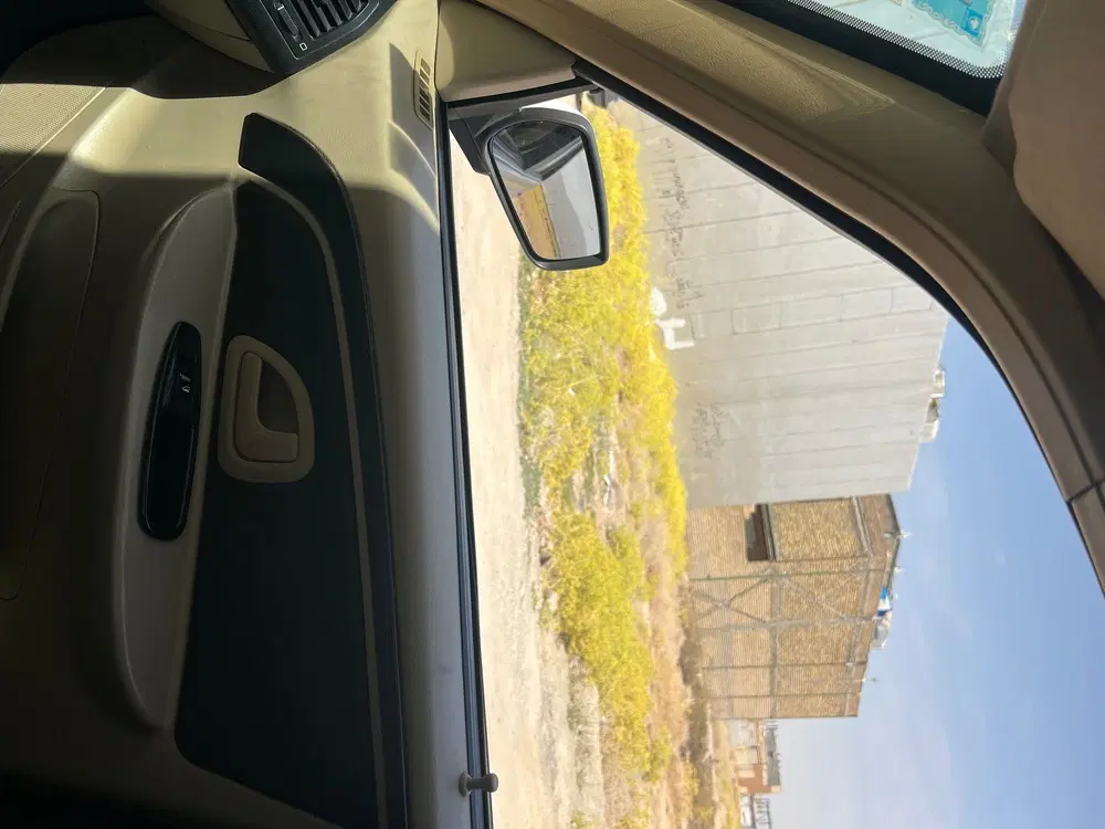 زمین ۱۲۱متری بسیجیان بهارستان ۴