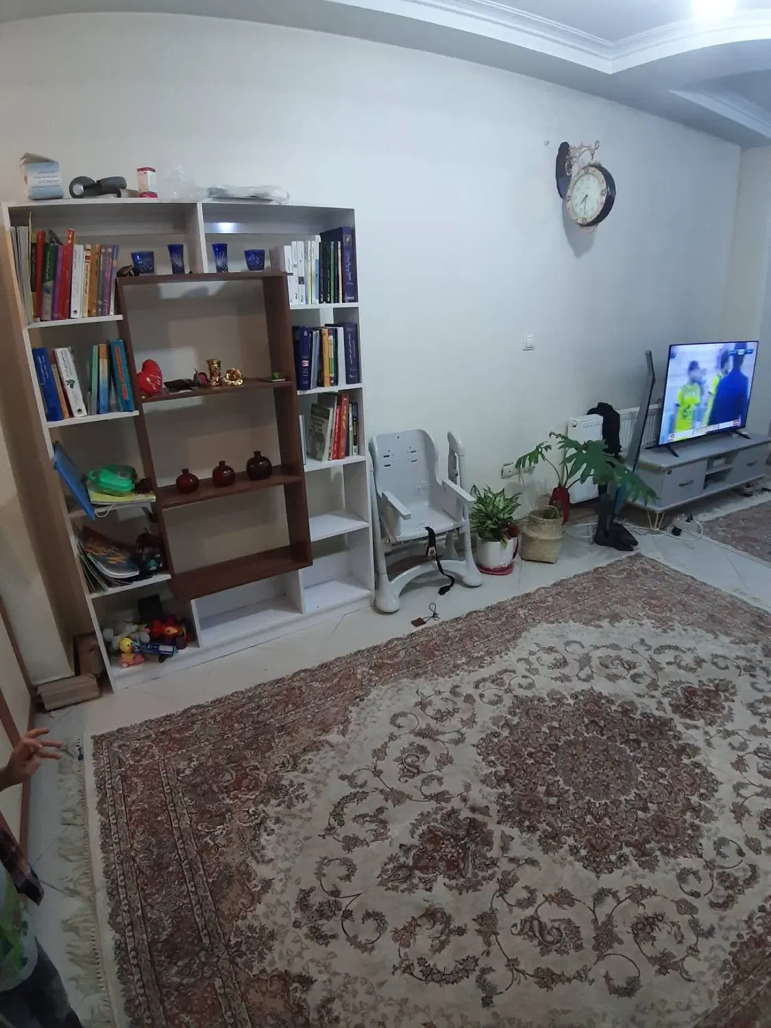 آپارتمان62متری با آسانسور تکواحدی مناسب٪٪