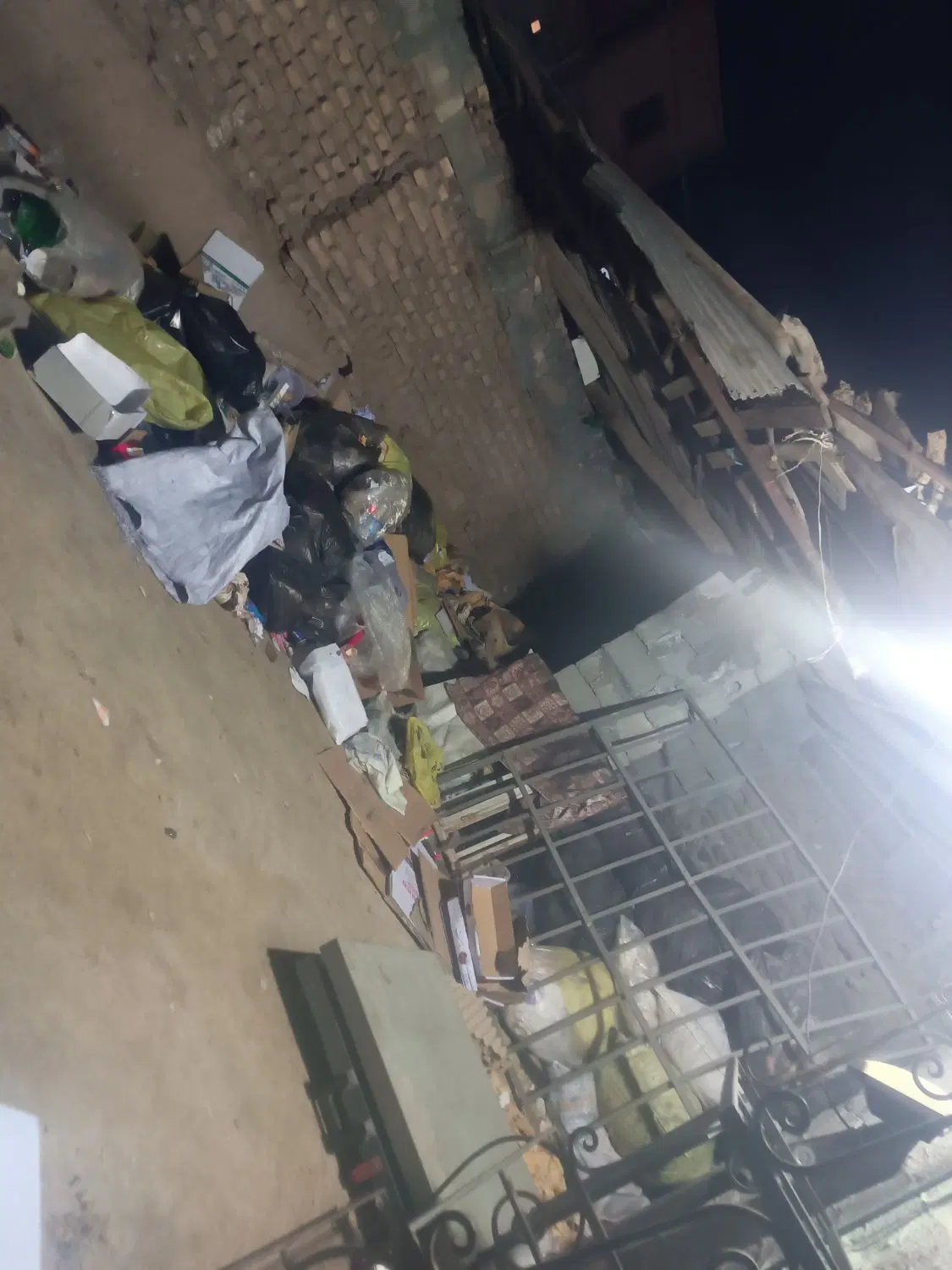زمین سرکوچه 18نماز