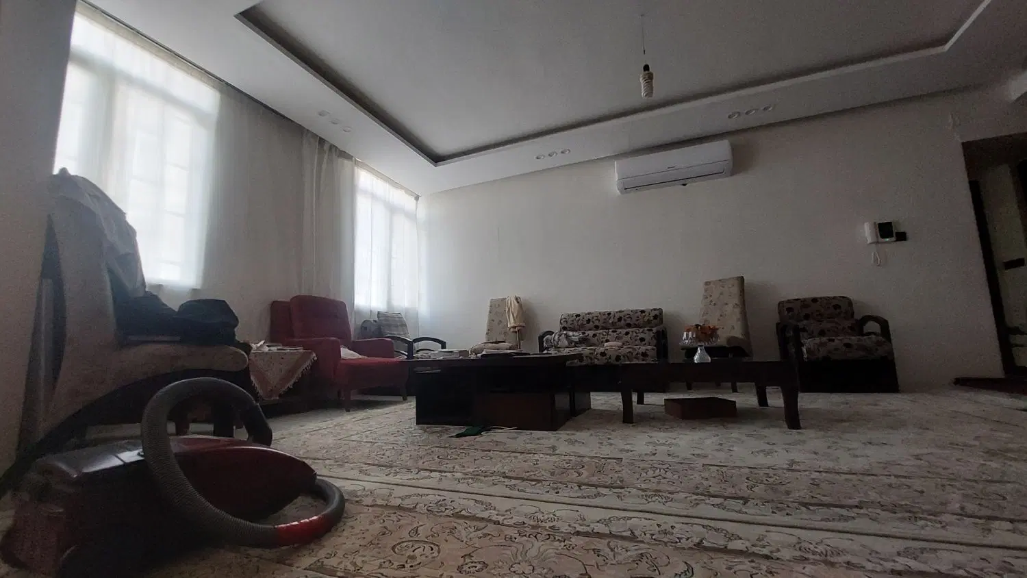 ۲۱۴ مترویلایی،طالقانی بهارستان ۵دوطبقه ۱۱۰متری+زیر