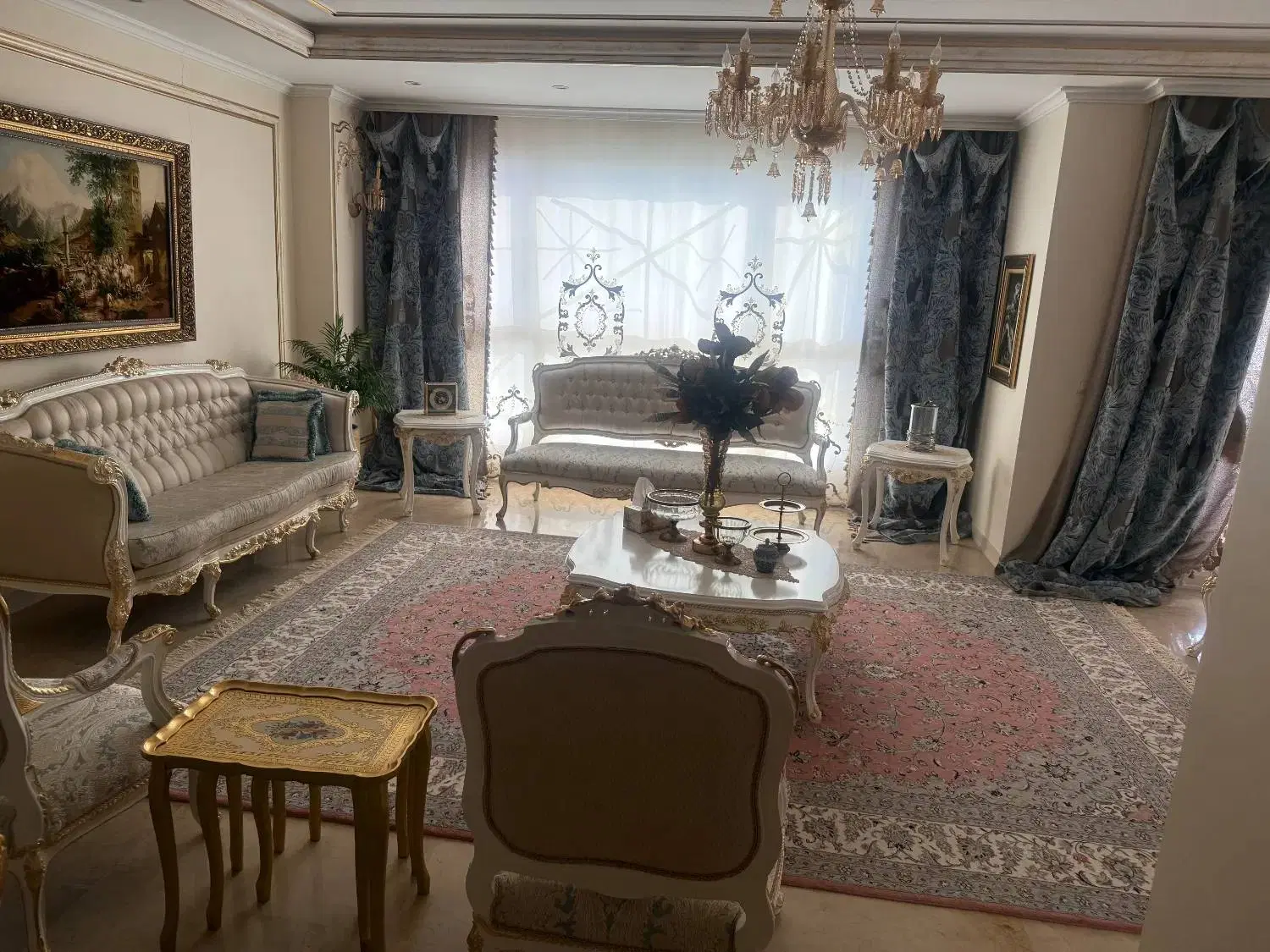 فروش واحد ۱۵۷ متری در دروس۳ خواب،۲ پارکینگ