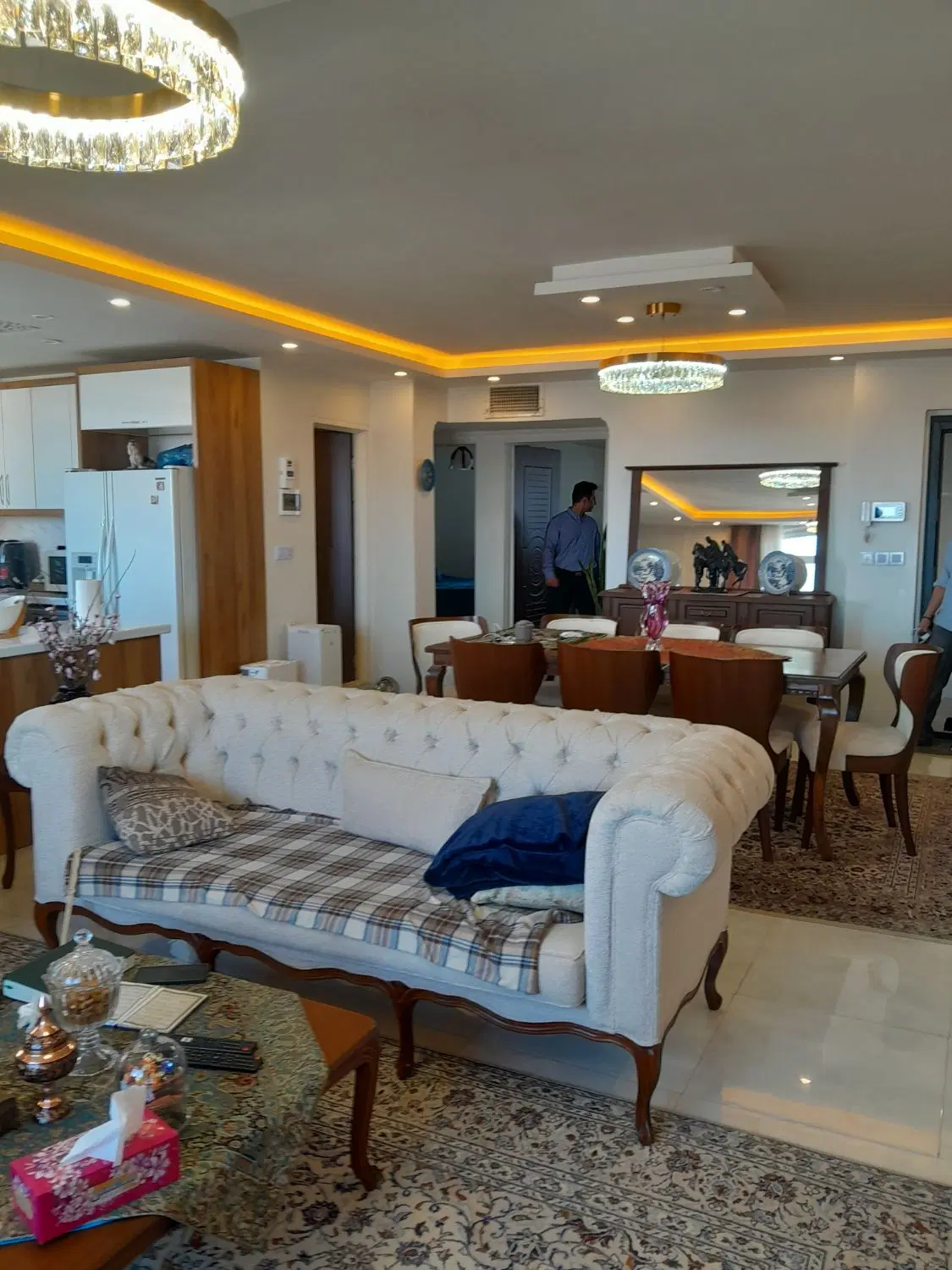 ۱۳۰ متر دوخواب کرد ۳۰ متر حیاط اختصاصی تخلیه